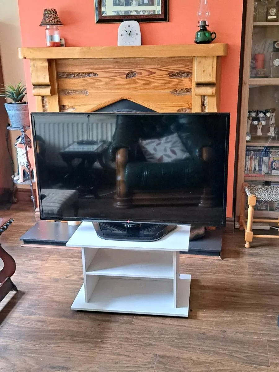 Ikea TV stand - Image 3