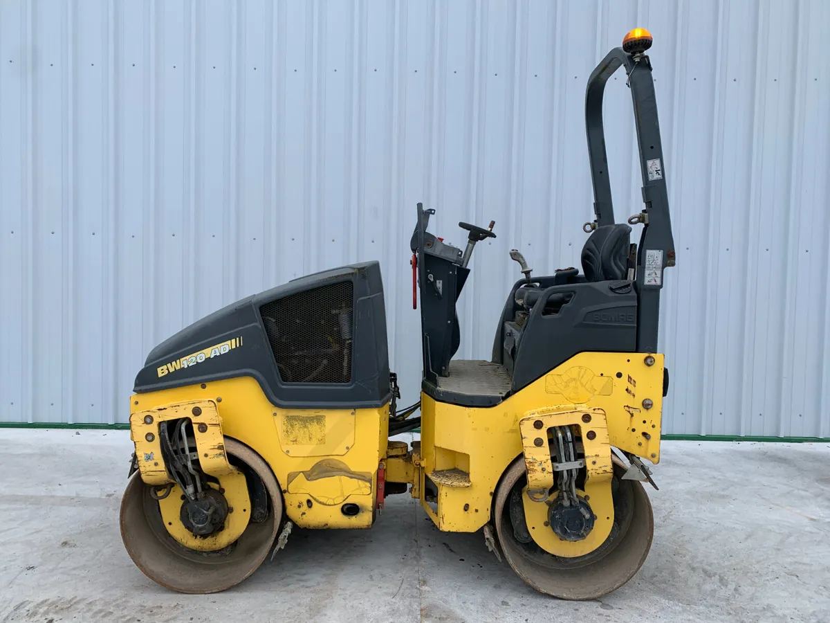 BID ONLINE NOW - 2014 BOMAG BW120AD-5 ROLLER - Image 2