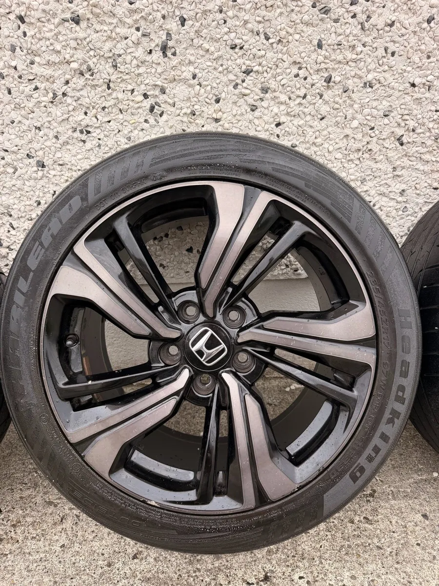 Honda Civic alloys/tyres - Image 4