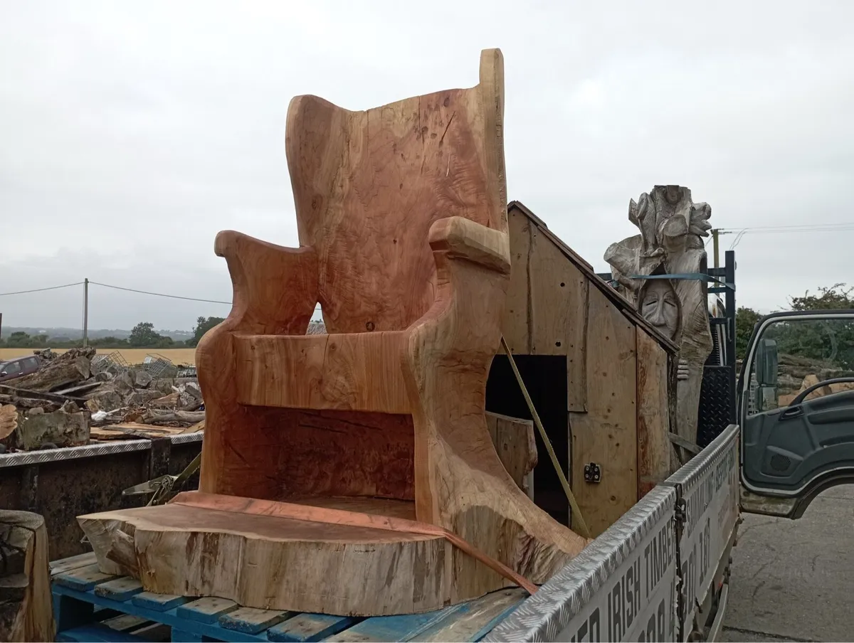 Chainsaw carvings - Image 3