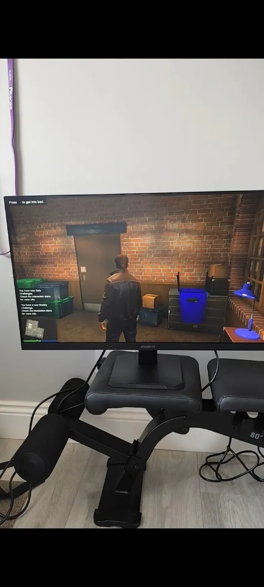 32" Gigabyte 165Hz QHD Gaming Monitor - Image 2