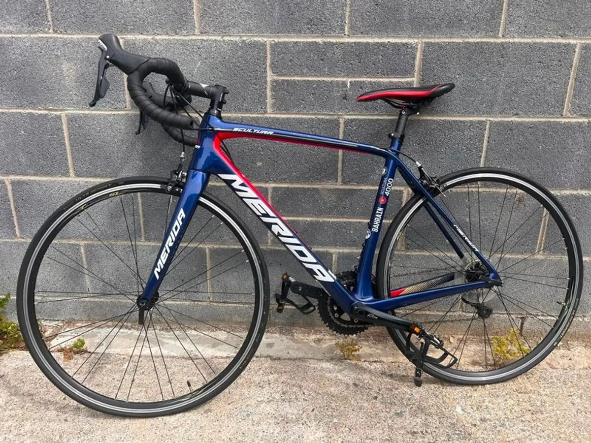 Road bike - Image 1