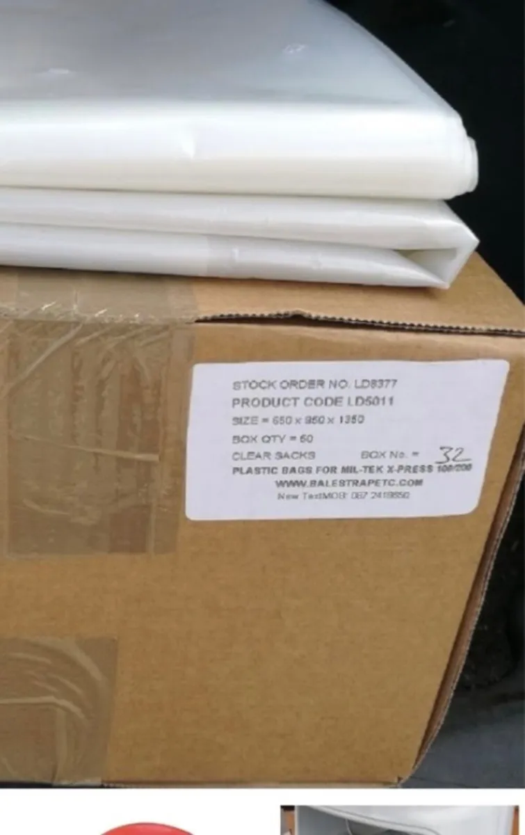 Pallet strap & plastic bags - Image 4