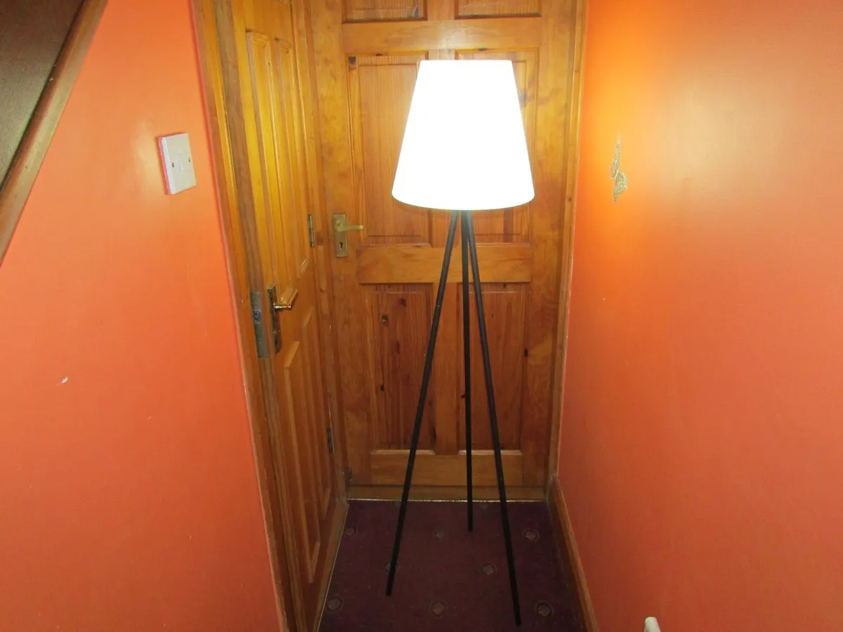 LED Solar Floor Lamp - Image 4
