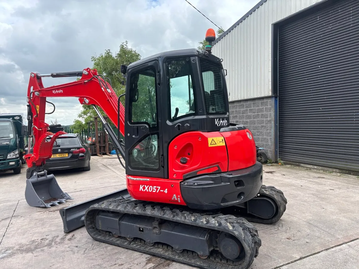 2018 Kubota KX057-4  5.5 ton excavator Digger - Image 3