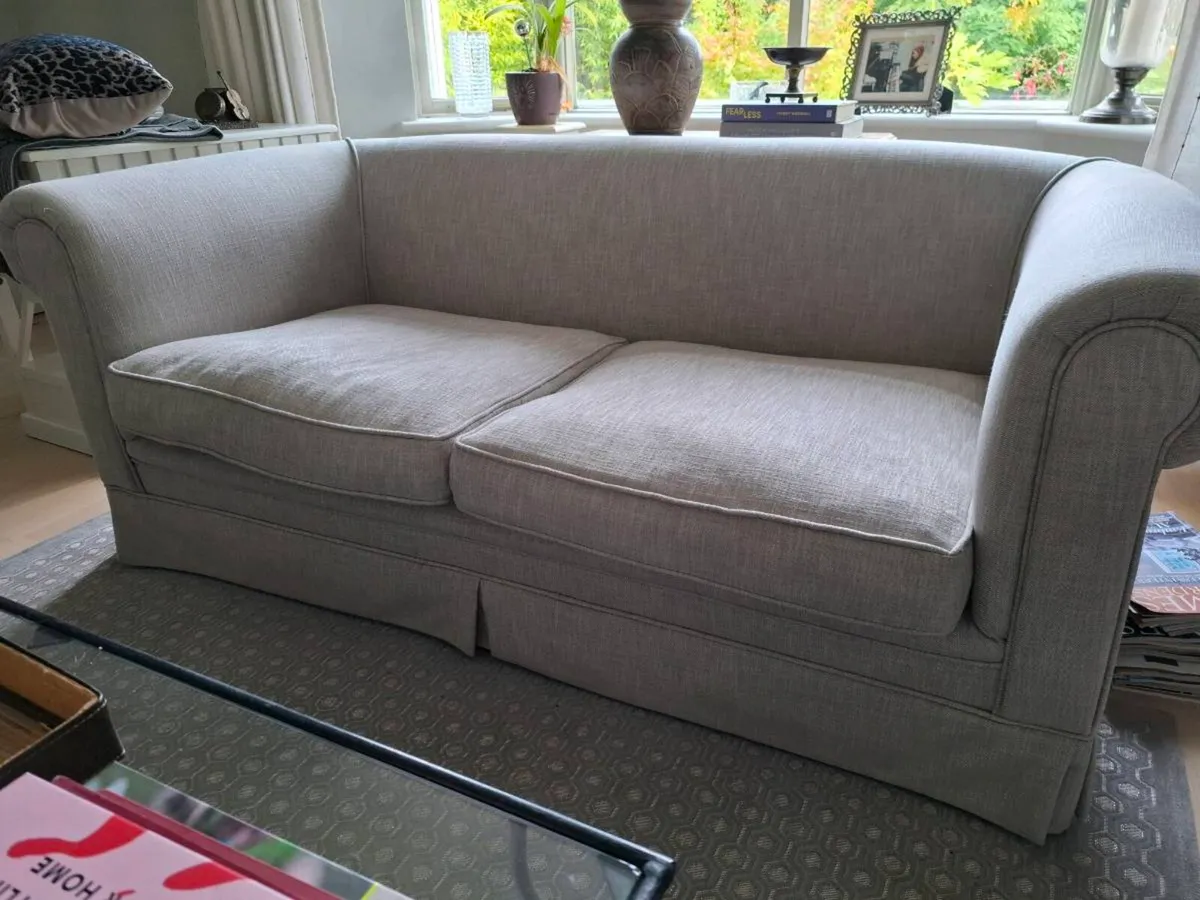 Sofa - Image 3