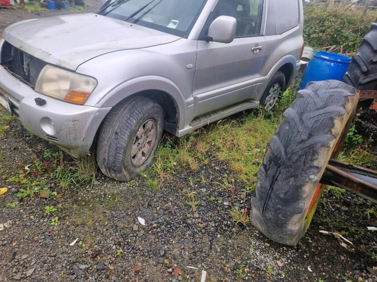 2 pajero 3.2 - Image 4