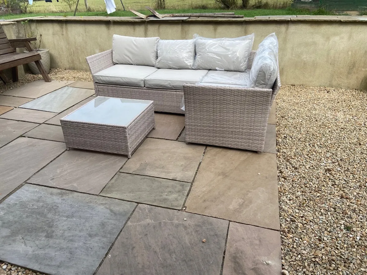 New garden furniture - Image 4