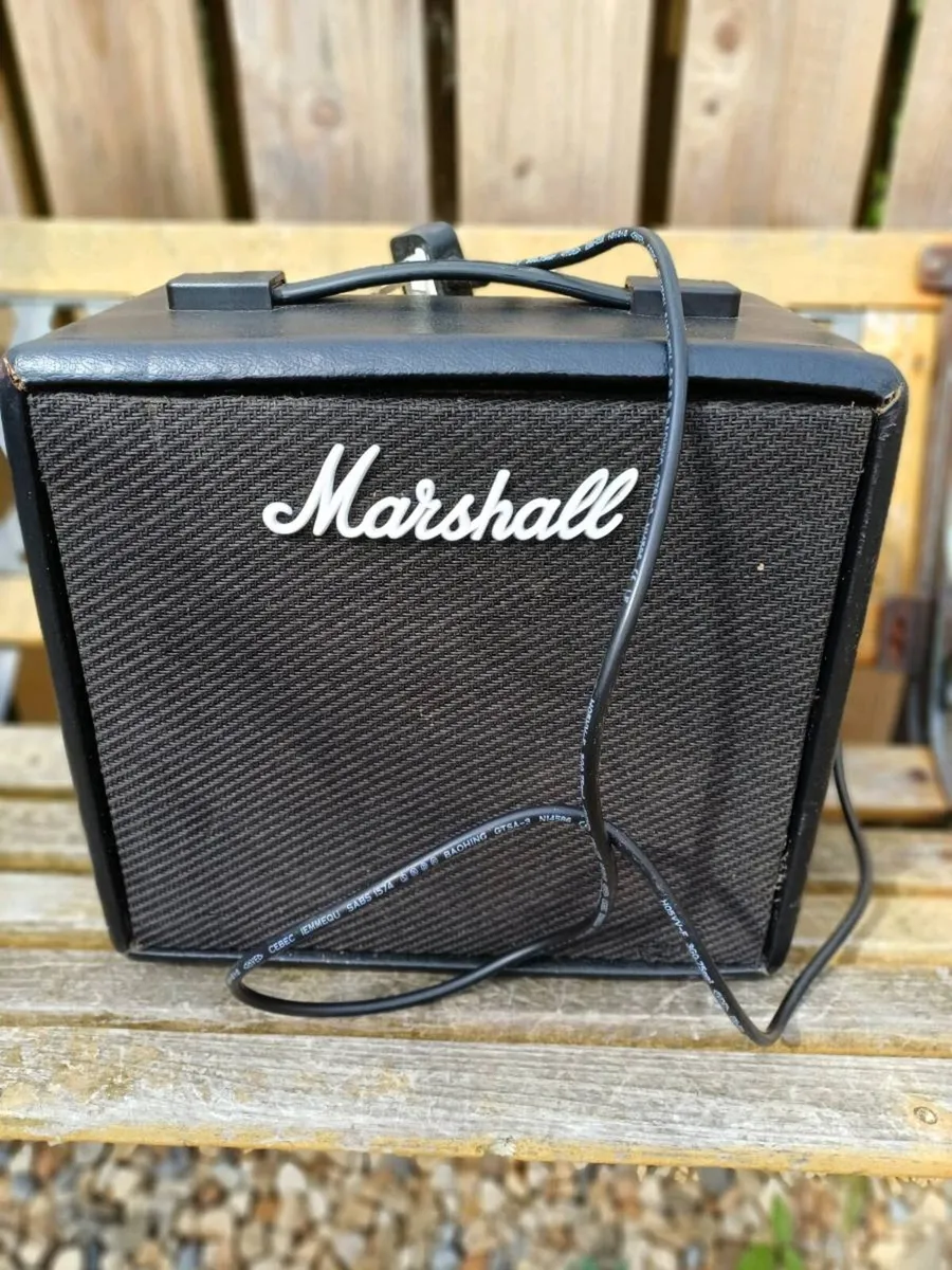 Marshall 25-watt Digital Guitar Amplifier - Image 1
