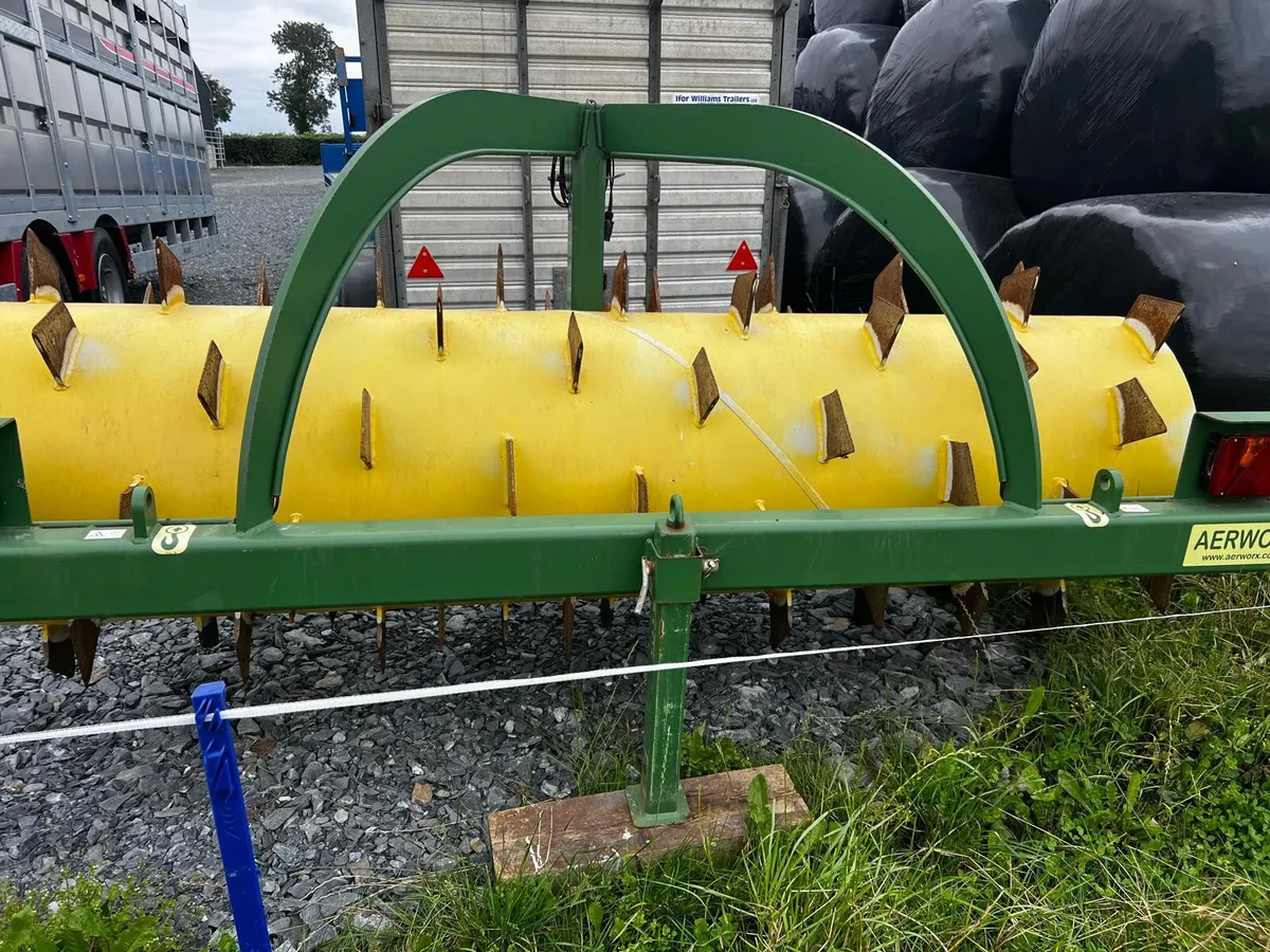 AER WORX 3M GRASS AERATOR - Image 4