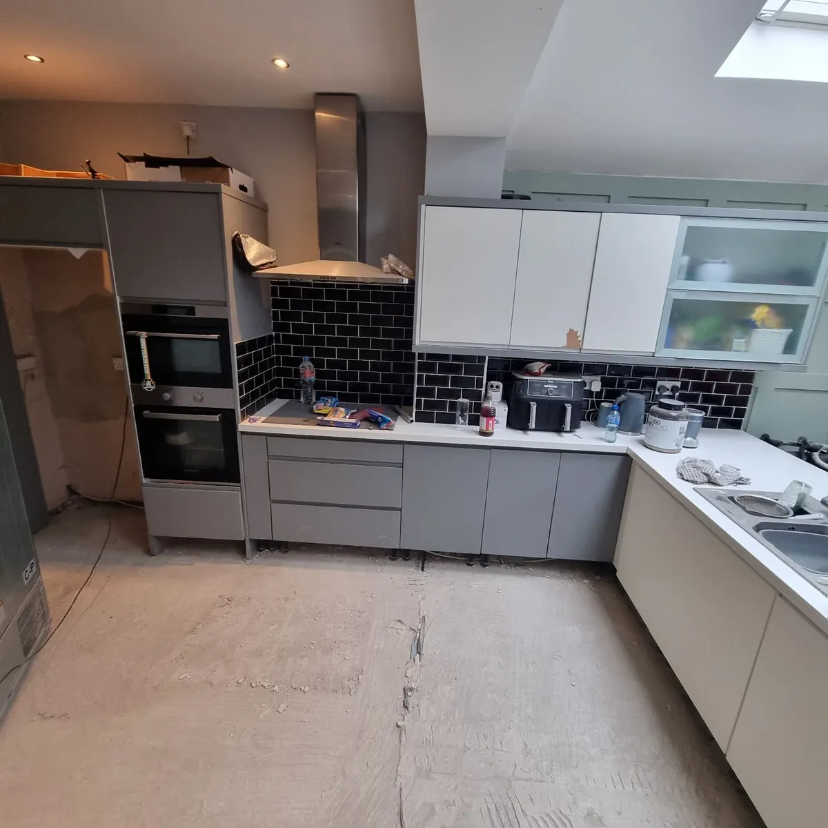 Kitchen - Image 2