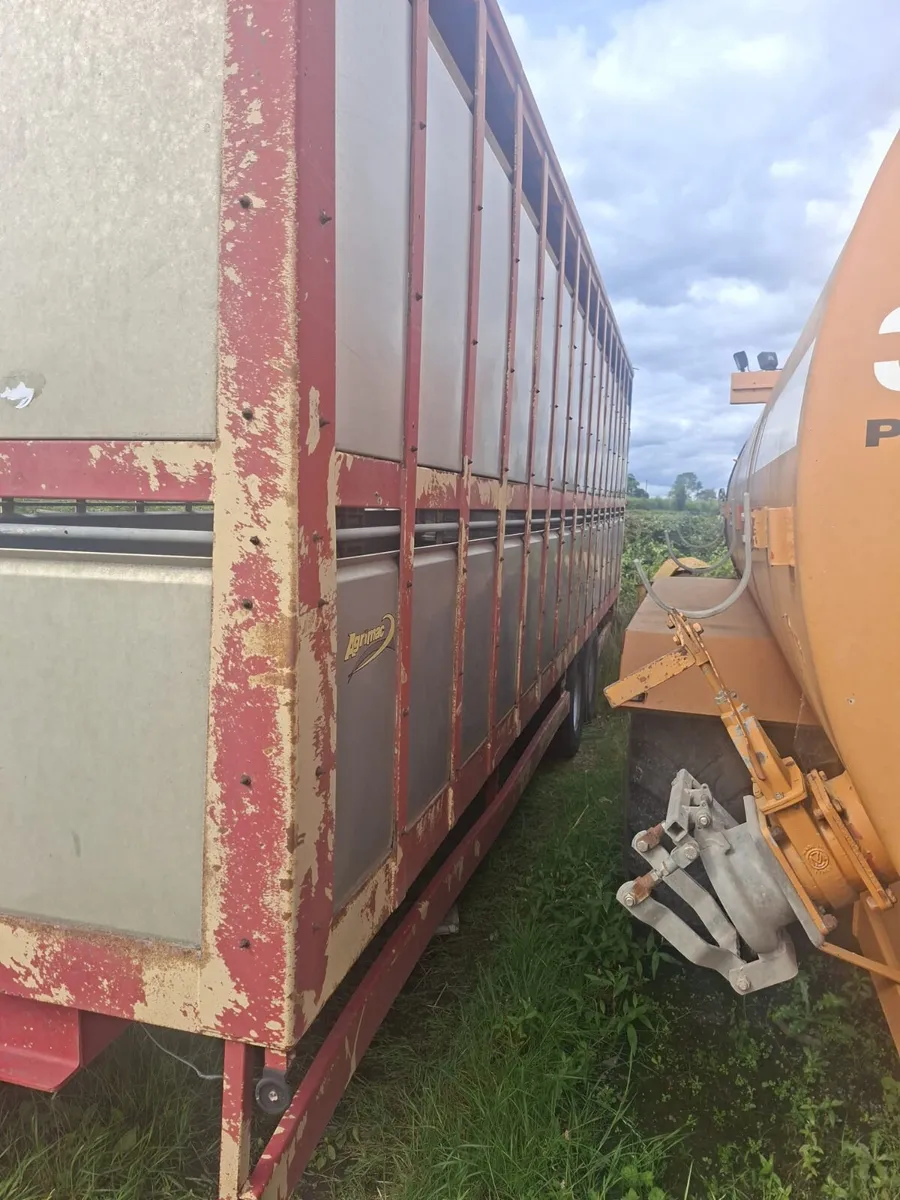 AGRIMAC 26' LIVESTOCK TRAILER - Image 3