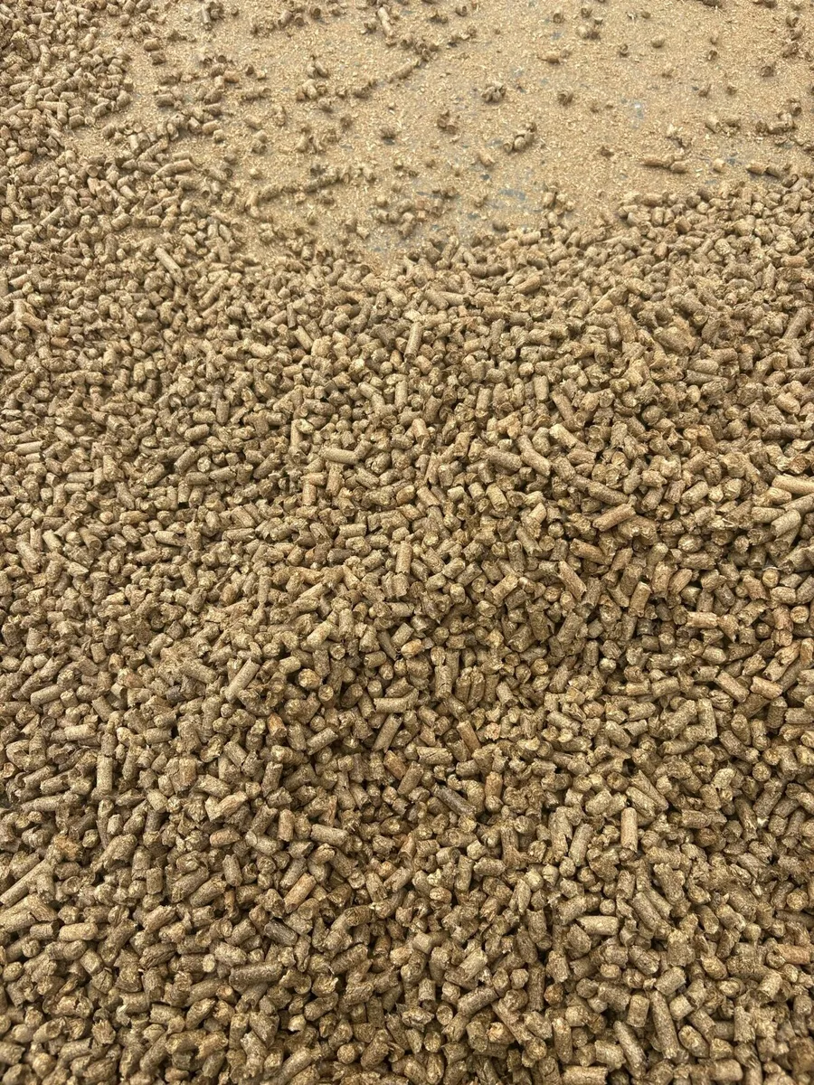 Straw Pellet Crumb Delivered - Image 2