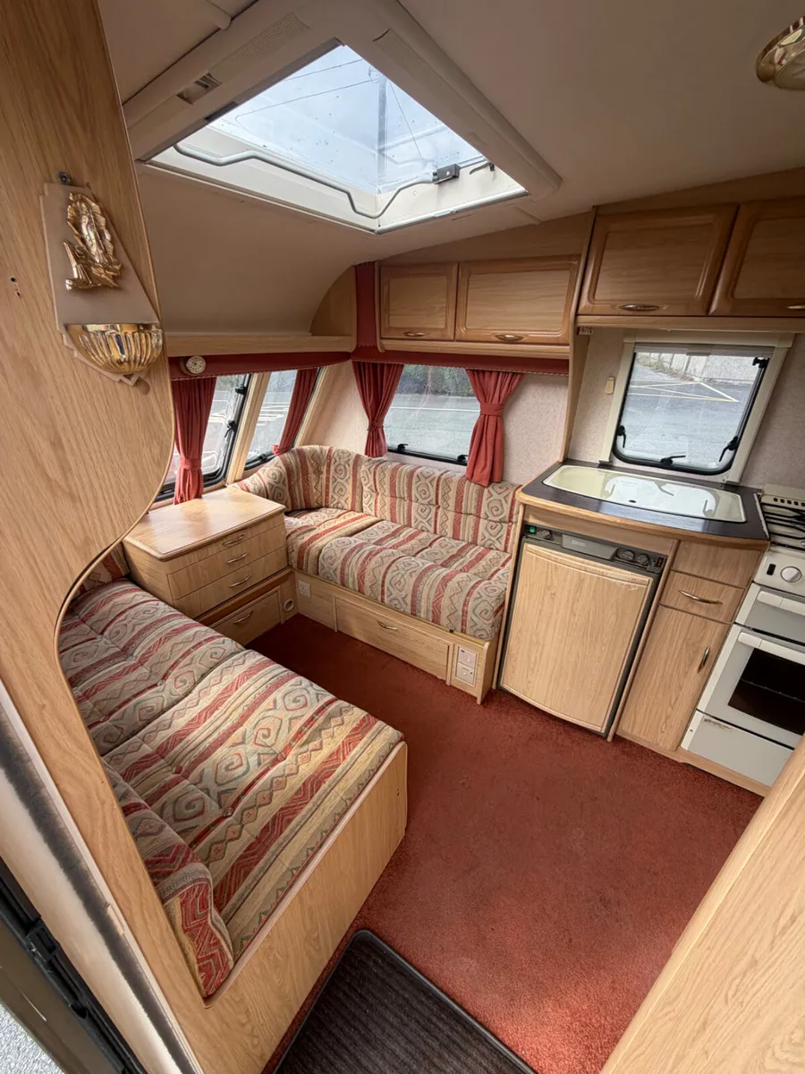 Fixed Bed Caravan – Excellent Condition - Image 2