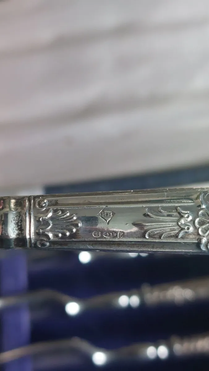 ilver Handle Queens Pattern Tea Knives - Image 3