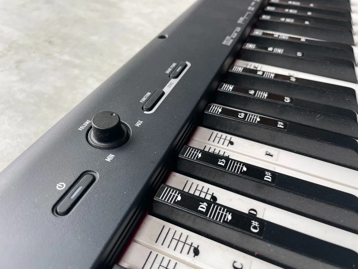 Casio CDP-S100 electric piano - Image 3