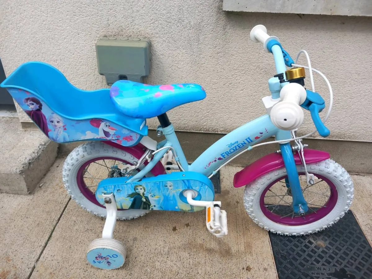 Kids frozen bike size 12 inch wheels - Image 1