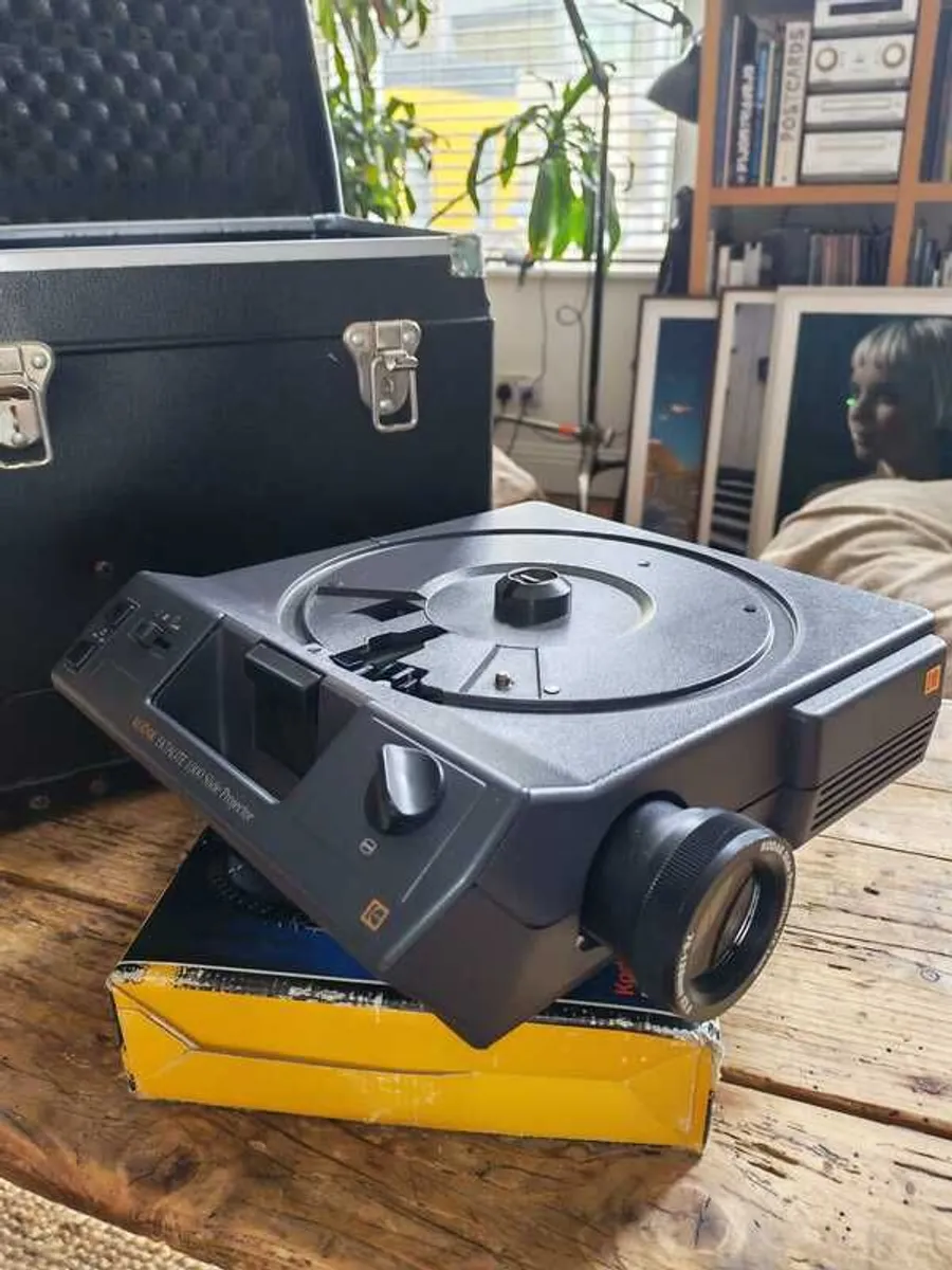 Kodak Ektalite 1000 projector - Image 1