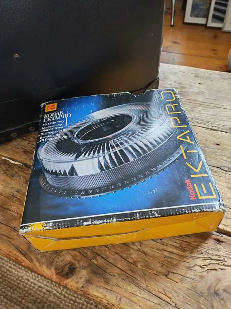 Kodak Ektalite 1000 projector - Image 2