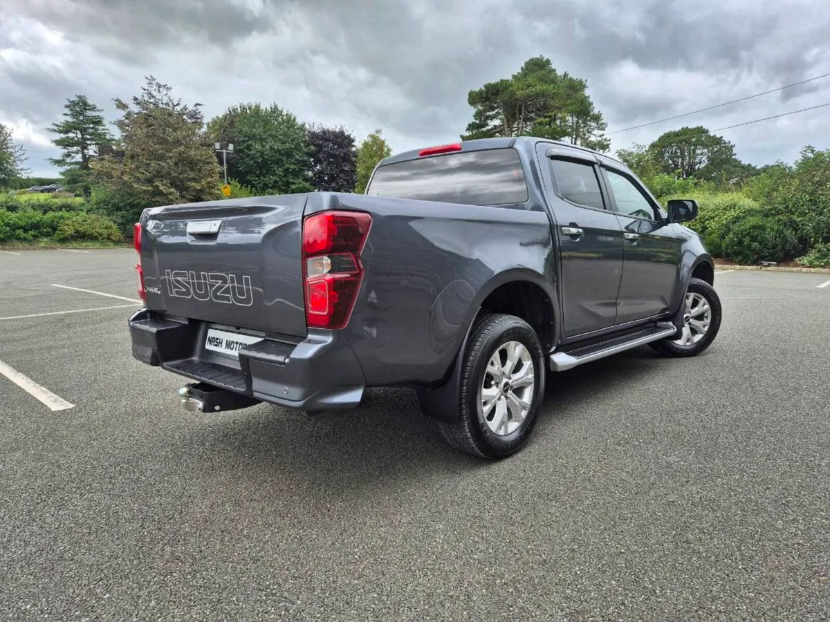 2024 isuzu d max NO VAT - Image 3