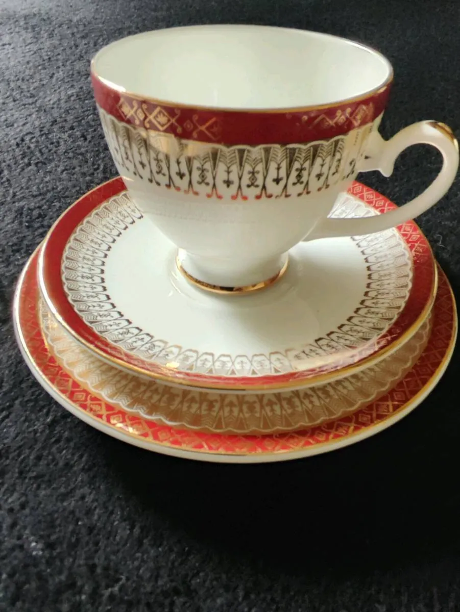 Royal Grafton Tea Set - Image 2