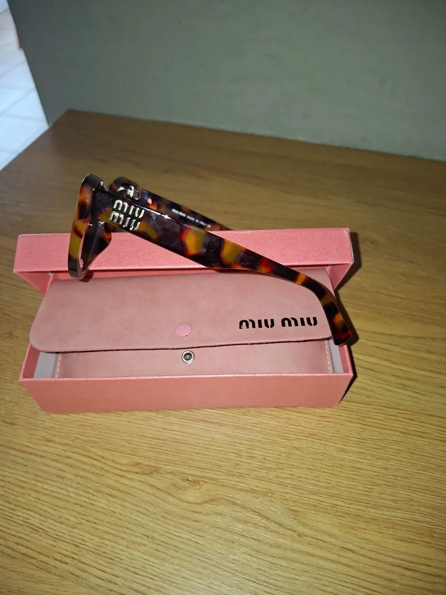 Womens sunglasses - Image 3