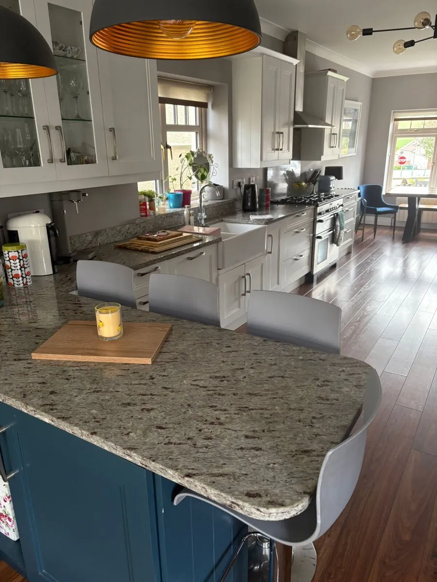 Kitchen for sale - Carrigaline, Cork - Image 1