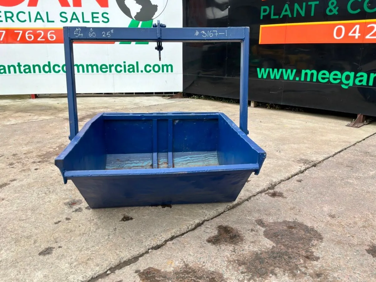 Conquip 1000 litres builders rubble Boat skip..... - Image 2