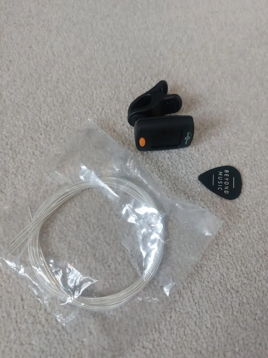 Gear4music 3/4 Classical Guitar Black – New/Unused - Image 3