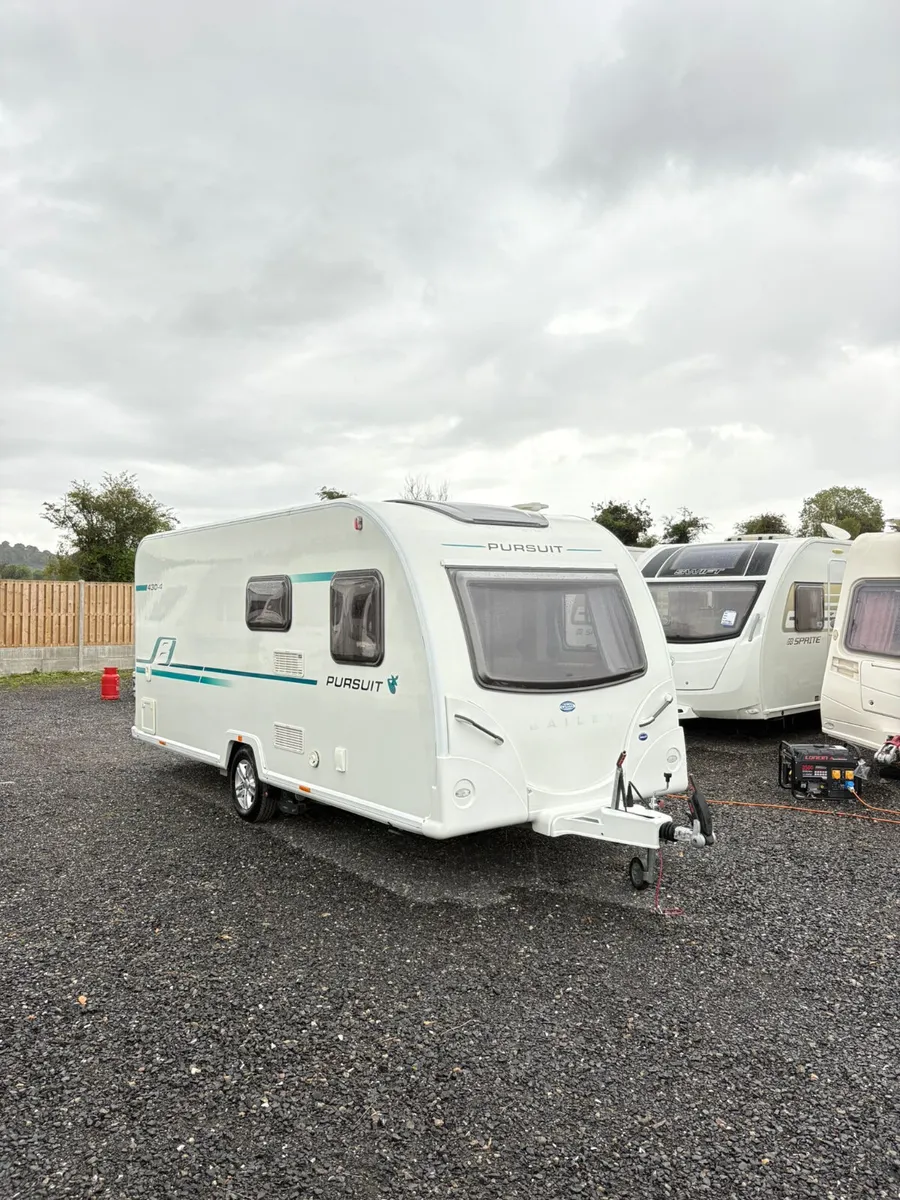 2018  Bailey Pursuit 430 4 Berth Fixed Bed - Image 2