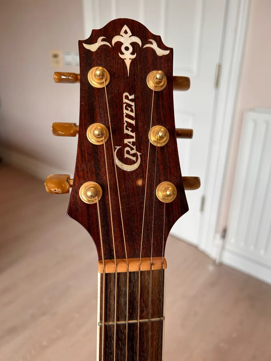 Crafter 35th Ann. SM-ROSE electro-acoustic Guitar - Image 4
