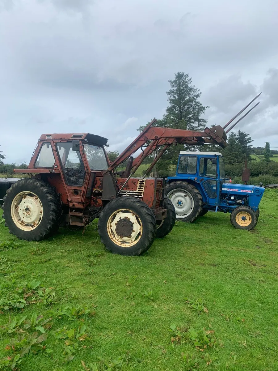 Fiat 880/5 with loader - Image 1