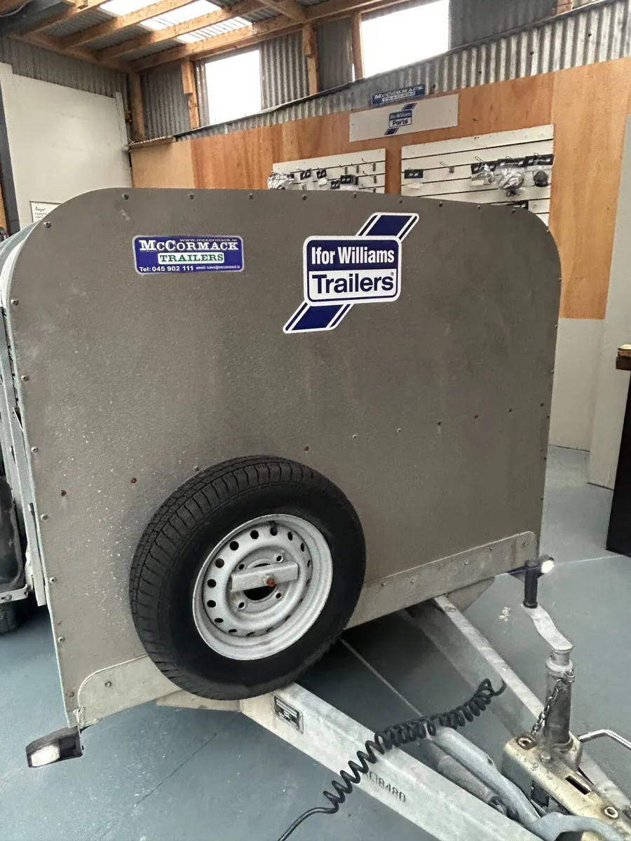 Ifor Williams 10x5 x4 ft Livestock Trailer - Image 4