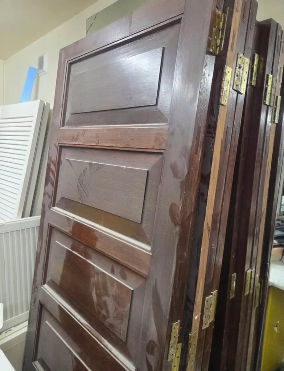 Wooden doors - Image 2