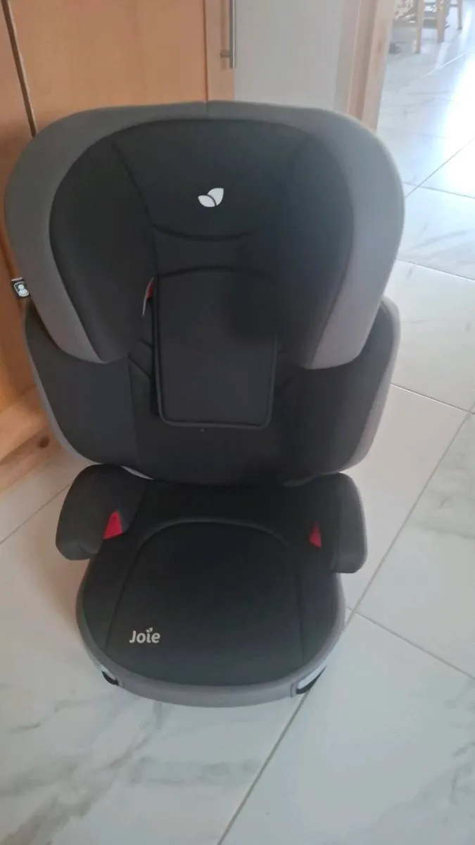 Joie carseat 4-12yrs - Image 1