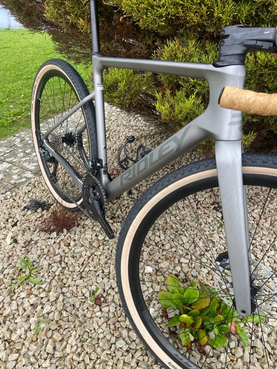 Gravel Bike - Image 4