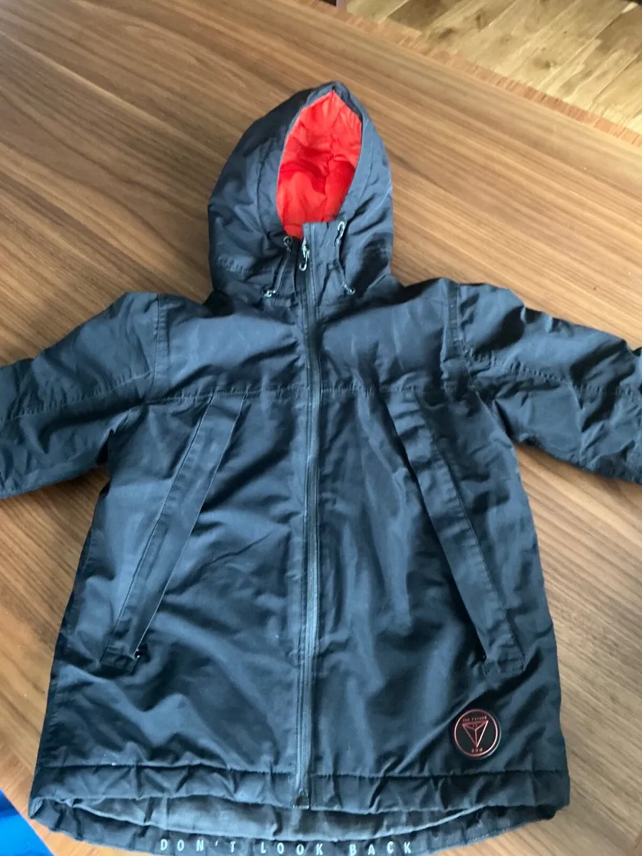 BOYS WINTER COAT - Image 1