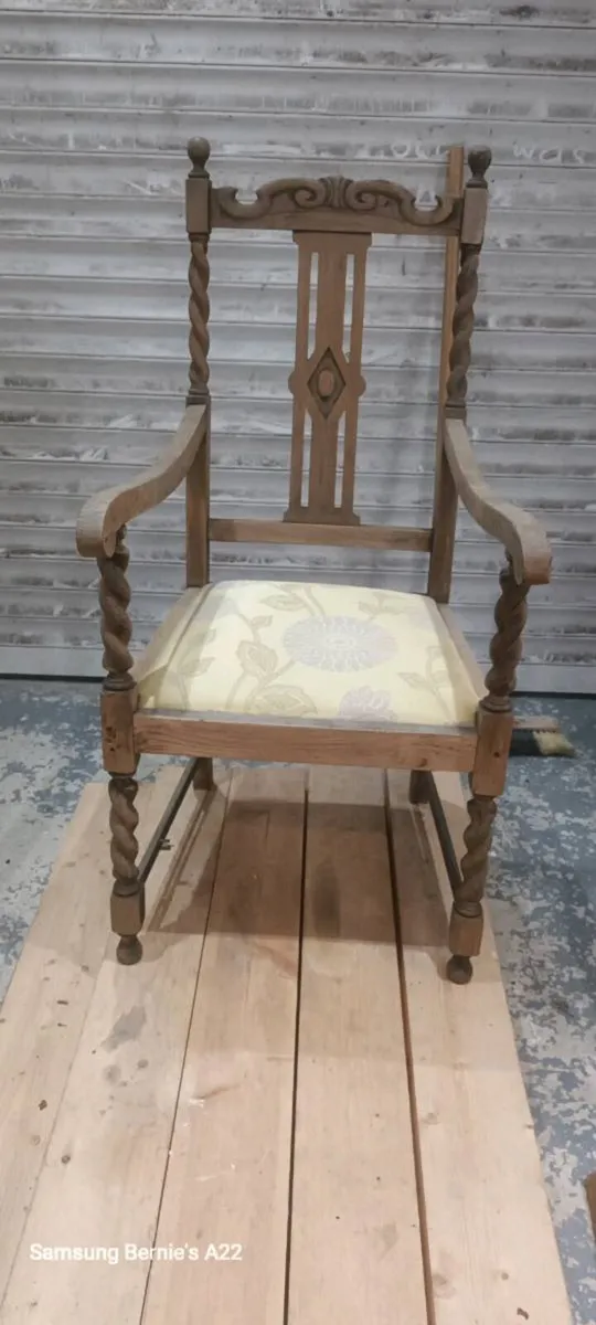 Antique  chair - Image 1