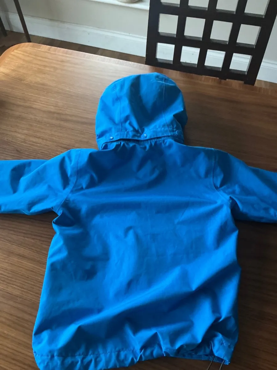 Boys rain coat - Image 2