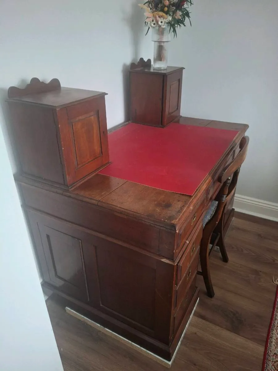 Antique Mahogany desk - Image 2