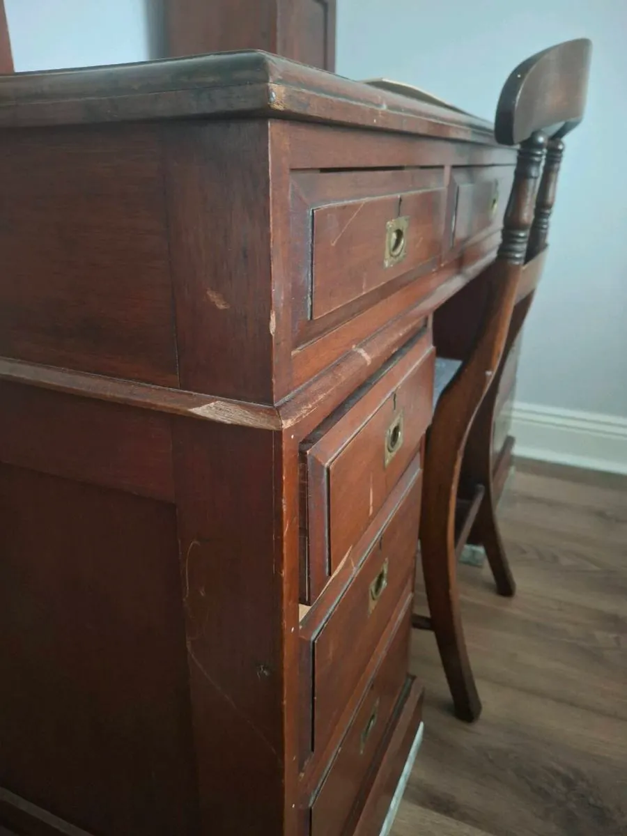 Antique Mahogany desk - Image 3