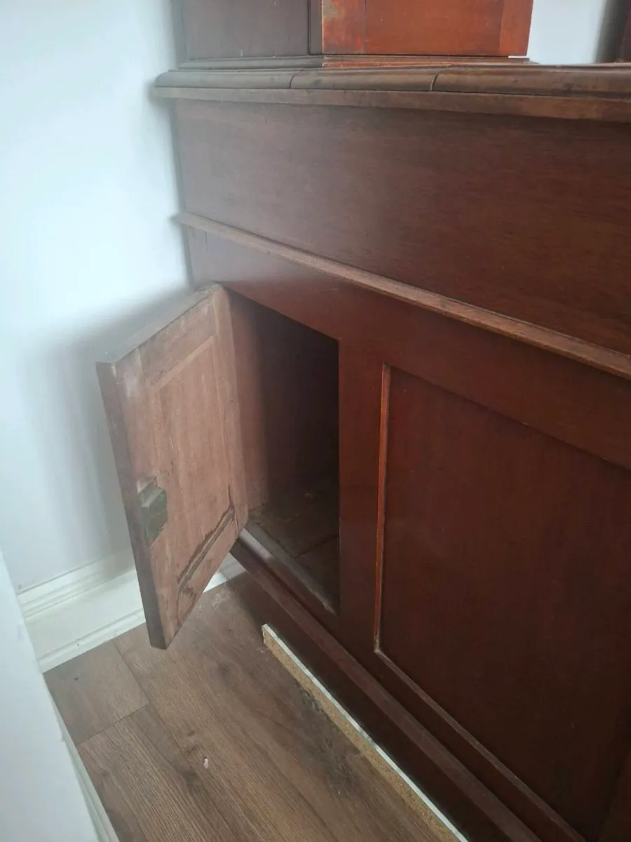 Antique Mahogany desk - Image 4