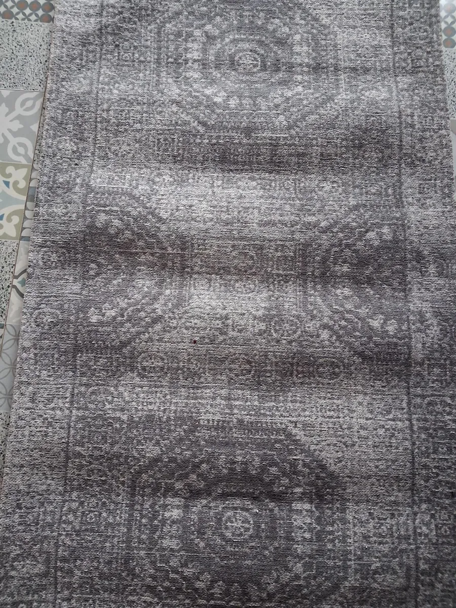 3 unsed brand new stair runners as seen - Image 2