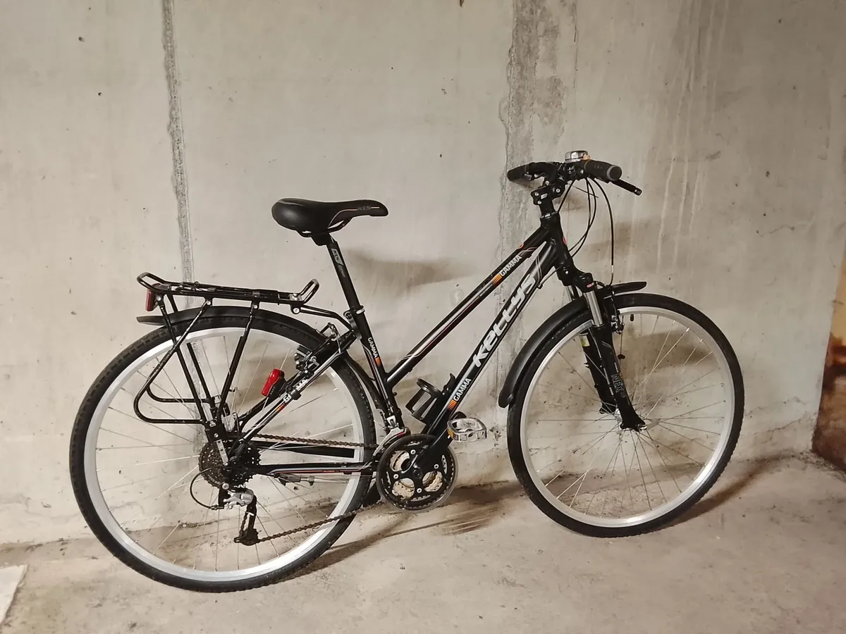 New, Ladies city bike, with extras included - Image 1