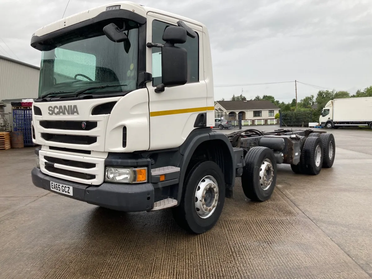 Scania P360 8x4 chassis cab - Image 1