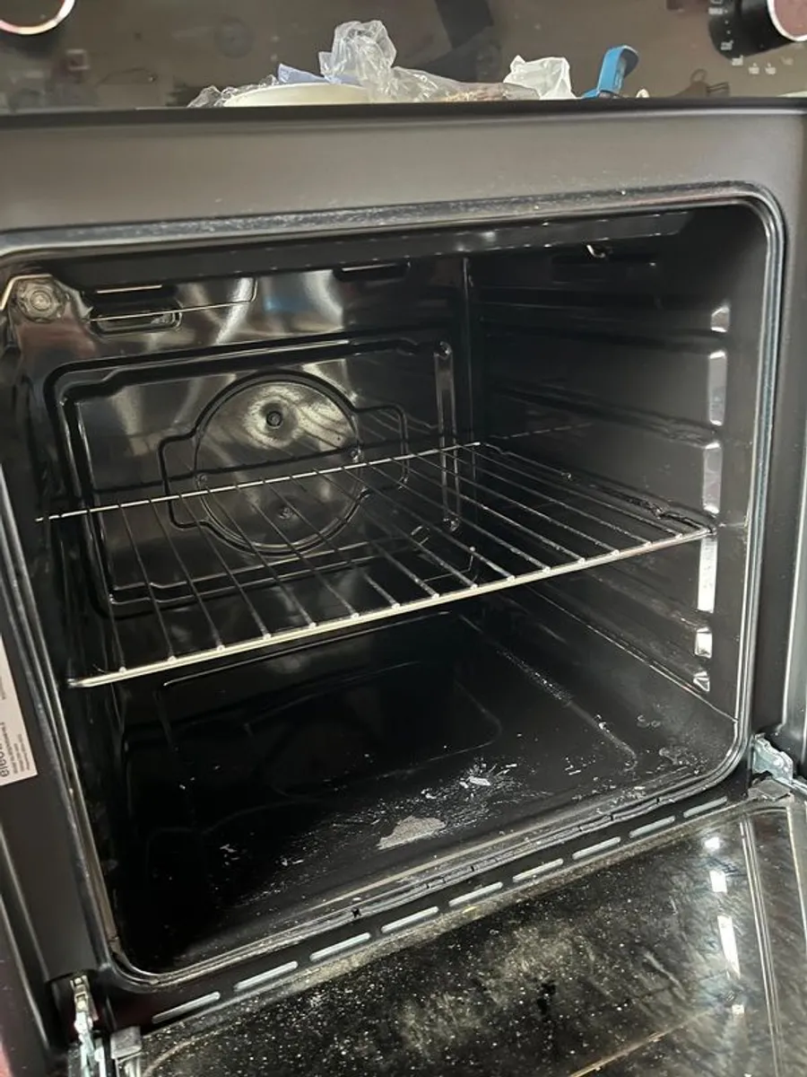 electric oven - Image 2