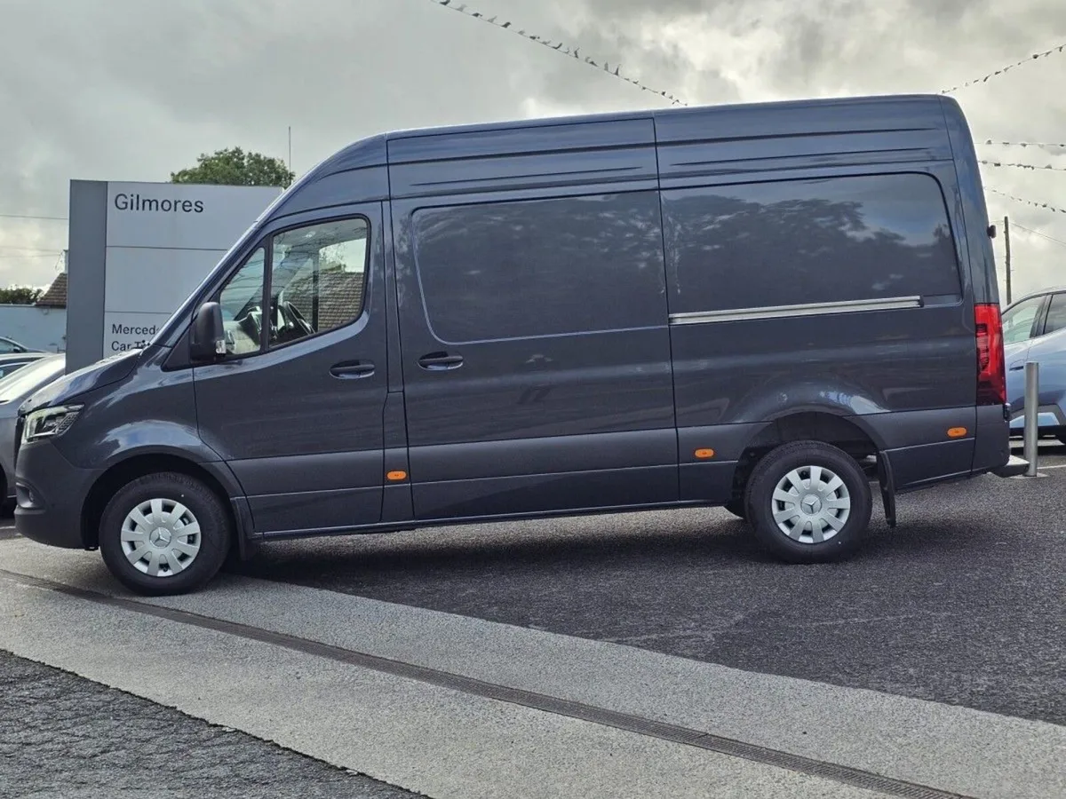 Mercedes-Benz Sprinter 217 MWB HIGH ROOF AUTO SELE - Image 2