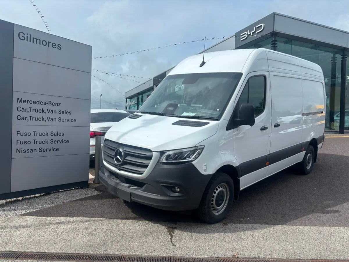Mercedes-Benz Sprinter 319 - Image 1