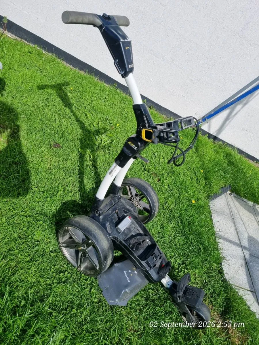Powakaddy FX3 - Image 1