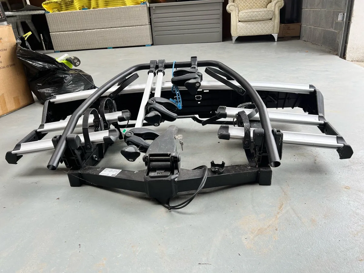 Bike carriers for tow bar - Image 2